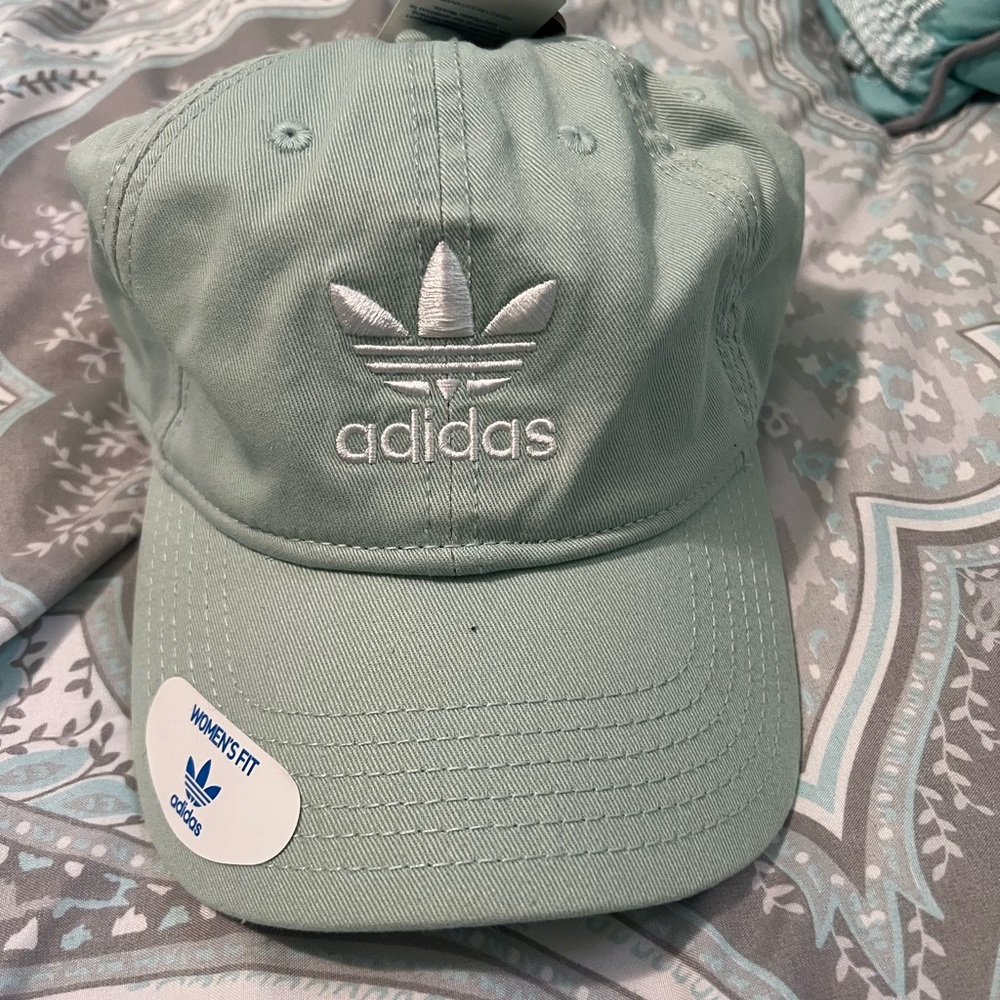 Adidas Women’s Fit Hat Mint Green NWT